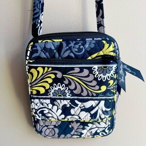 NWOT Vera Bradley Black and Yellow Crossbody Little Hipster Baroque Floral Bag